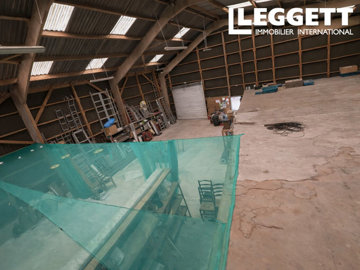 ahr0chm6ly9jzg4uagvzdglhlmltbw8vaw1hz2uvvevom