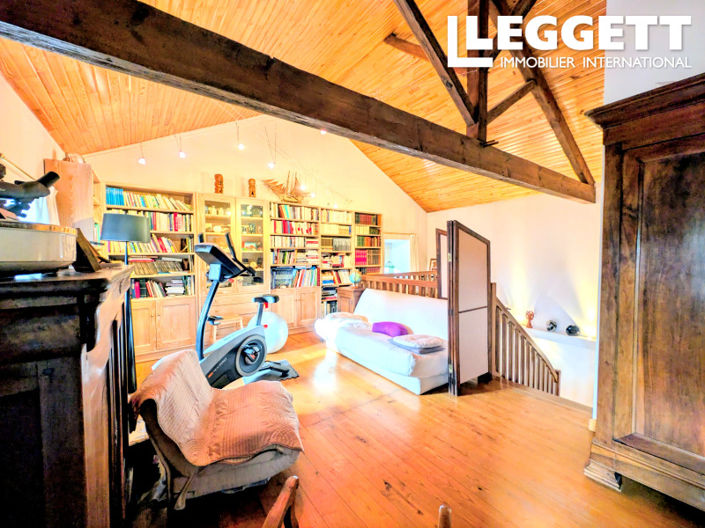 Image No.7-3 Bed House for sale