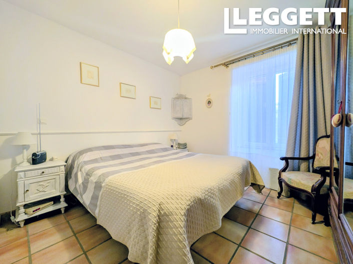 Image No.9-3 Bed House for sale