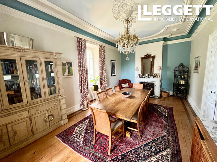 Image No.3-5 Bed House for sale