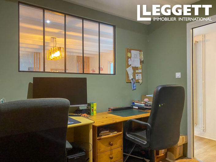 Image No.6-4 Bed House for sale