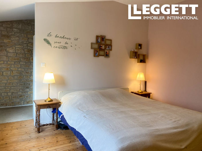 Image No.9-4 Bed House for sale