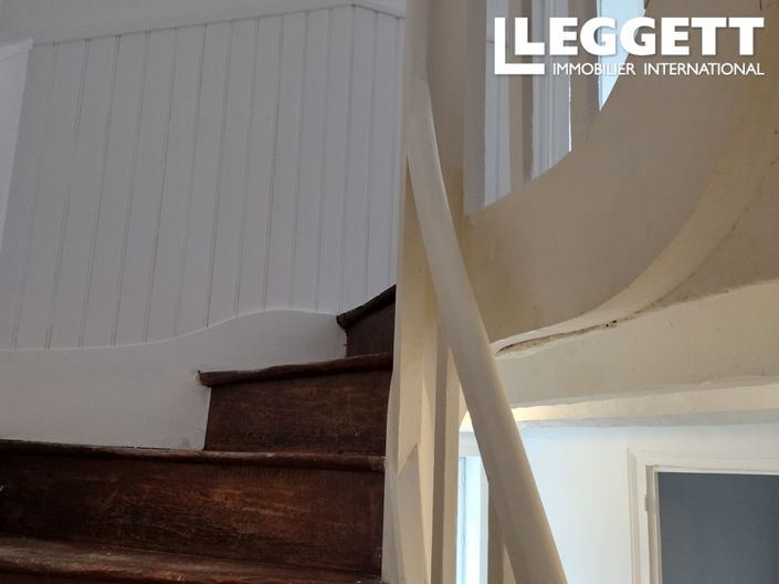 Image No.5-Maison de 2 chambres à vendre à Montmorillon