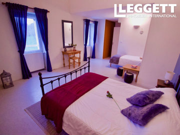 ahr0chm6ly9jzg4uagvzdglhlmltbw8vaw1hz2uvvevom