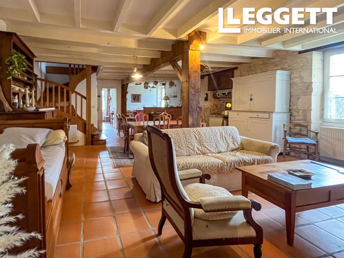 Image No.7-4 Bed House for sale