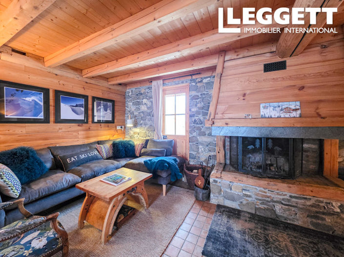 Image No.2-4 Bed House for sale