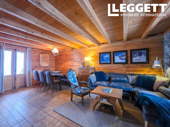 Image No.3-4 Bed House for sale