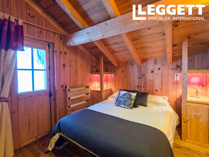 Image No.6-4 Bed House for sale