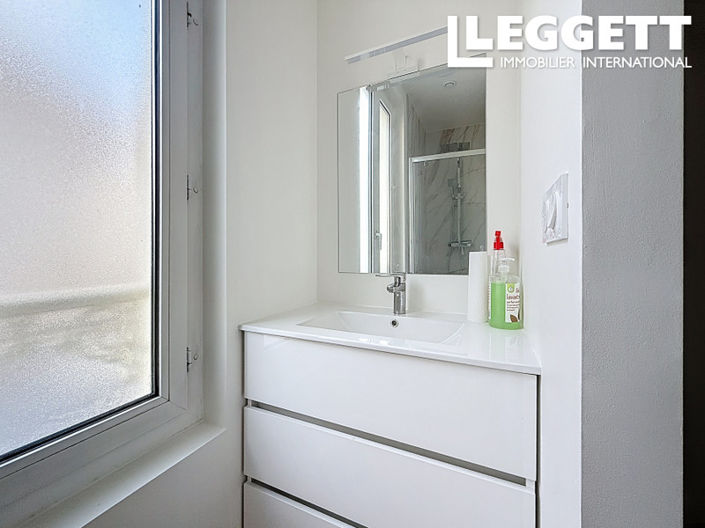 Image No.10-4 Bed House for sale