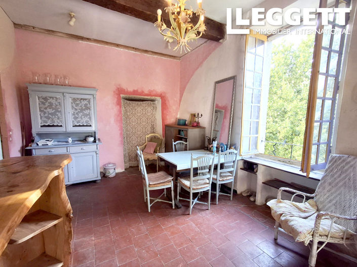 Image No.2-5 Bed House for sale