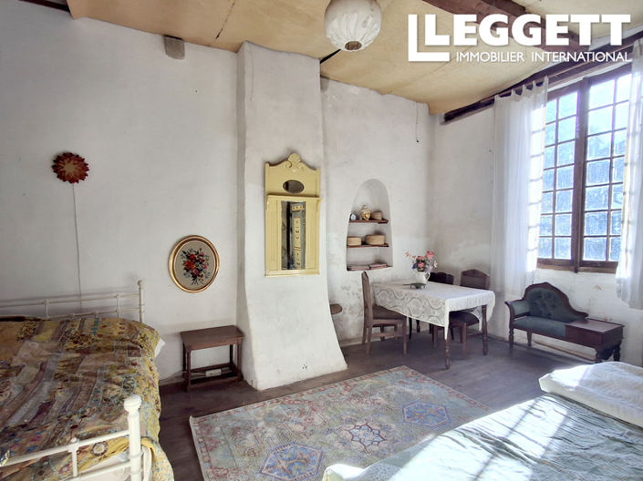 Image No.5-5 Bed House for sale