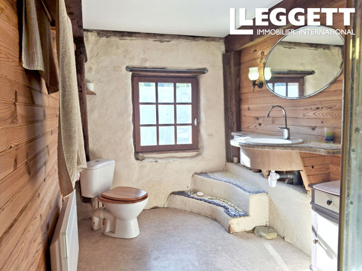 Image No.7-5 Bed House for sale