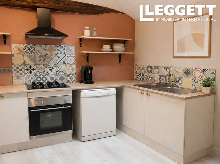 Image No.2-4 Bed House for sale