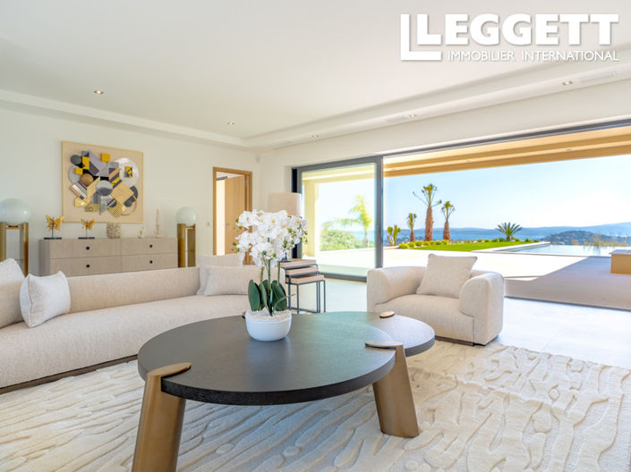 Image No.3-5 Bed House for sale