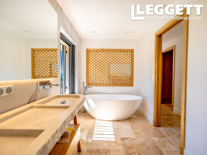 Image No.9-Maison de 4 chambres à vendre à Sainte-Maxime