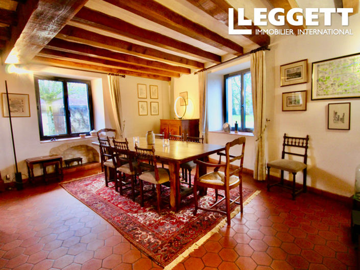 Image No.6-4 Bed House for sale