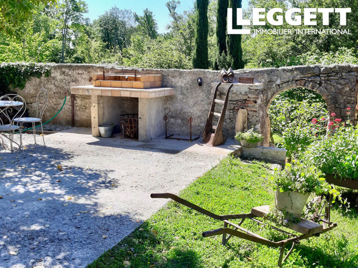 Image No.9-10 Bed House for sale