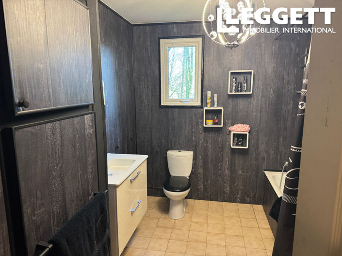 Image No.6-4 Bed House for sale