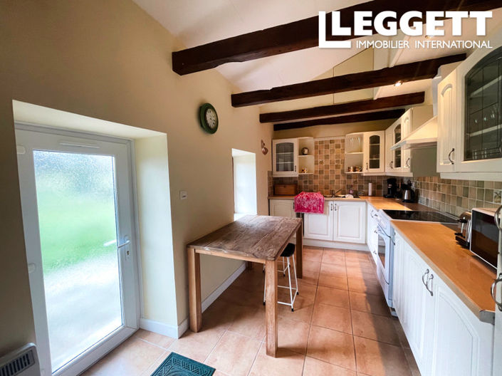 Image No.10-3 Bed House for sale