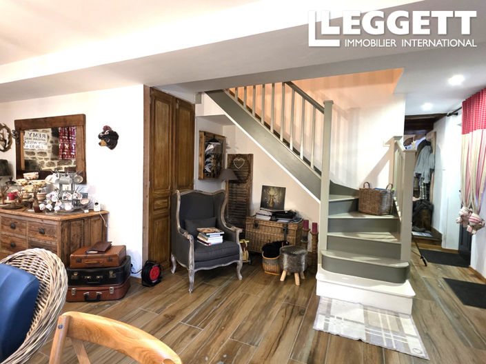 Image No.5-7 Bed House for sale