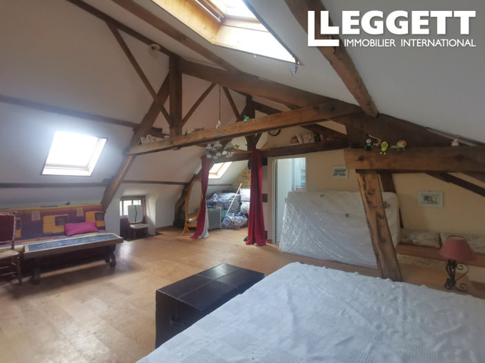 Image No.10-2 Bed House for sale