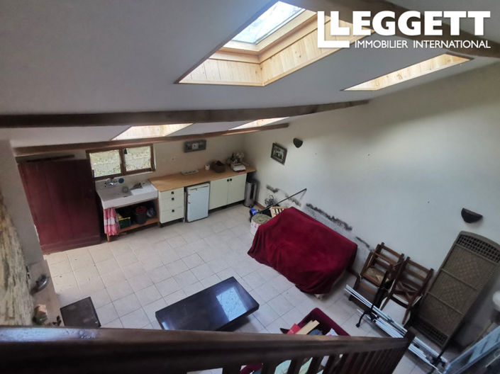 Image No.7-2 Bed House for sale