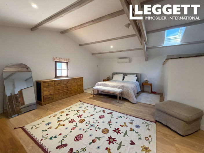 Image No.5-4 Bed House for sale