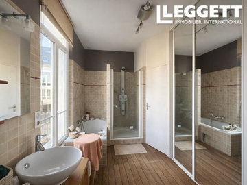 ahr0chm6ly9jzg4uagvzdglhlmltbw8vaw1hz2uvvevom