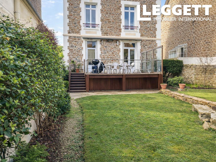 Image No.9-7 Bed House for sale