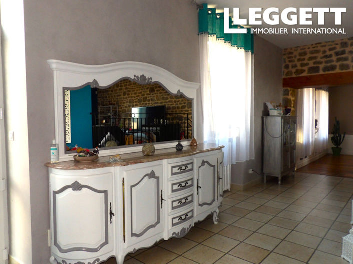 Image No.4-6 Bed House for sale