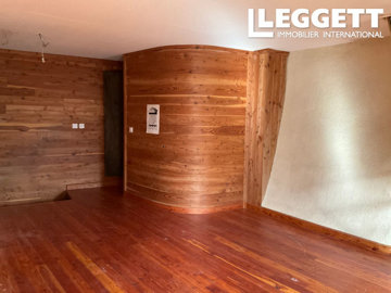 ahr0chm6ly9jzg4uagvzdglhlmltbw8vaw1hz2uvvevom