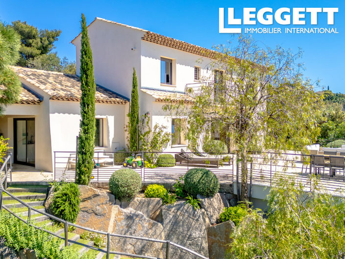 Image No.2-5 Bed House for sale