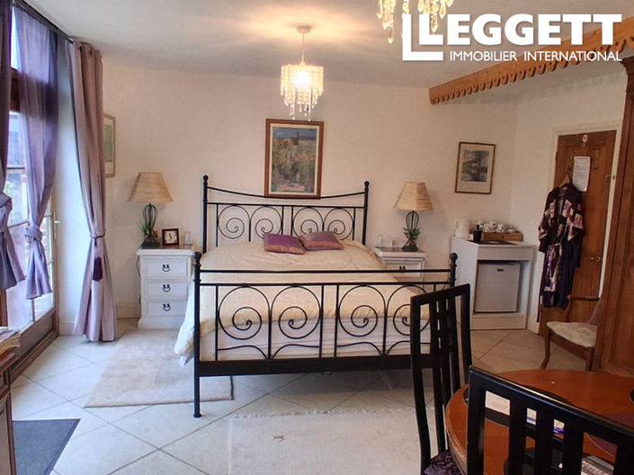 Image No.10-5 Bed House for sale