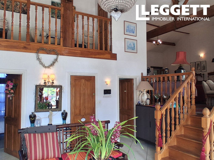 Image No.3-5 Bed House for sale