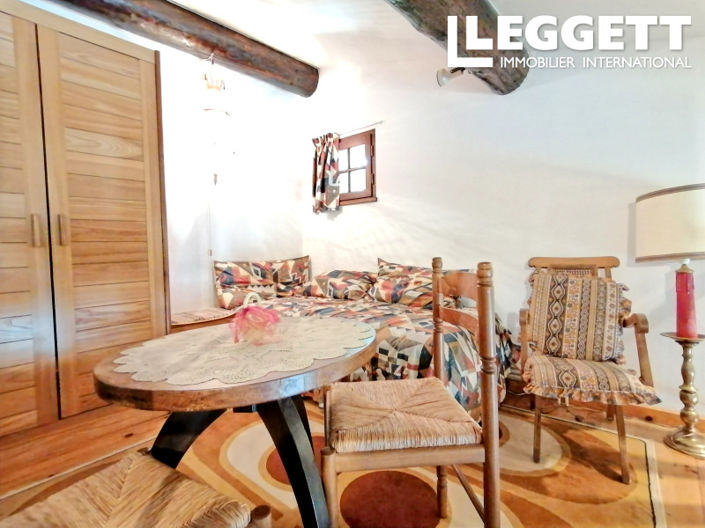 Image No.9-3 Bed House for sale