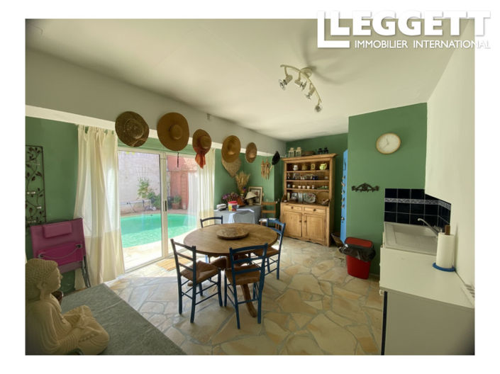 Image No.6-6 Bed House for sale