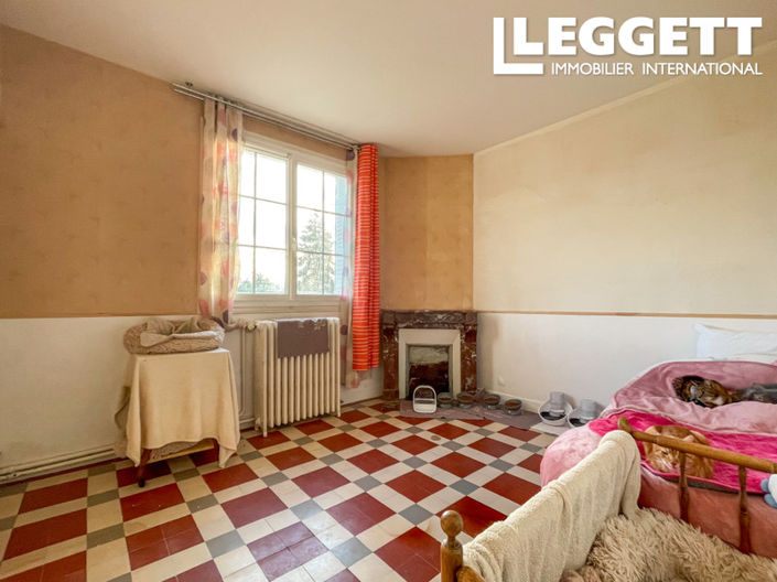 Image No.5-2 Bed House for sale