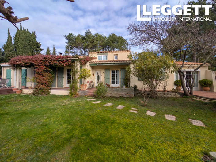 Image No.10-5 Bed House for sale