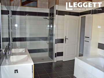 ahr0chm6ly9jzg4uagvzdglhlmltbw8vaw1hz2uvvevom