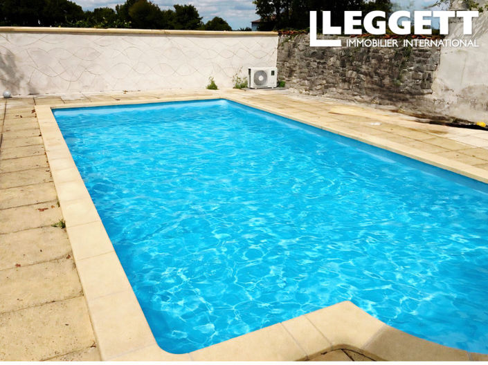 Image No.2-6 Bed House for sale