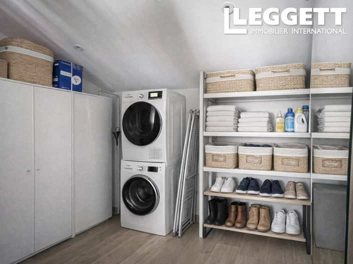 Image No.10-4 Bed House for sale