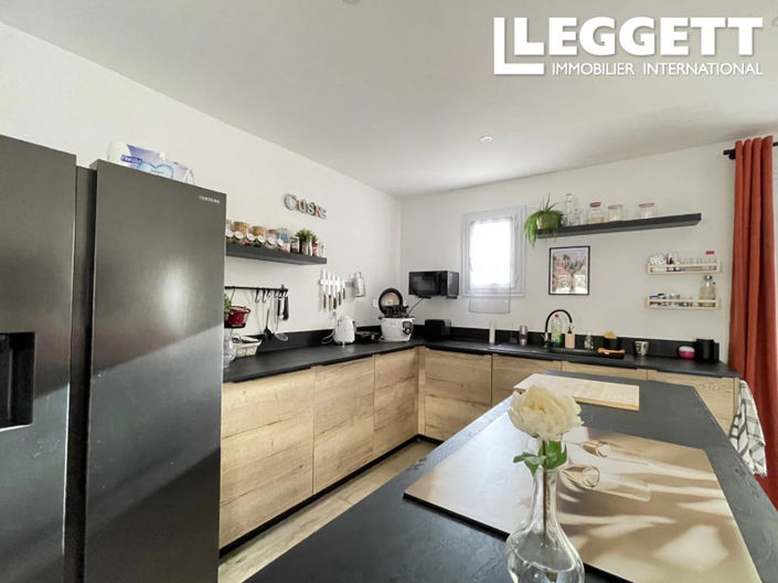 Image No.5-4 Bed House for sale