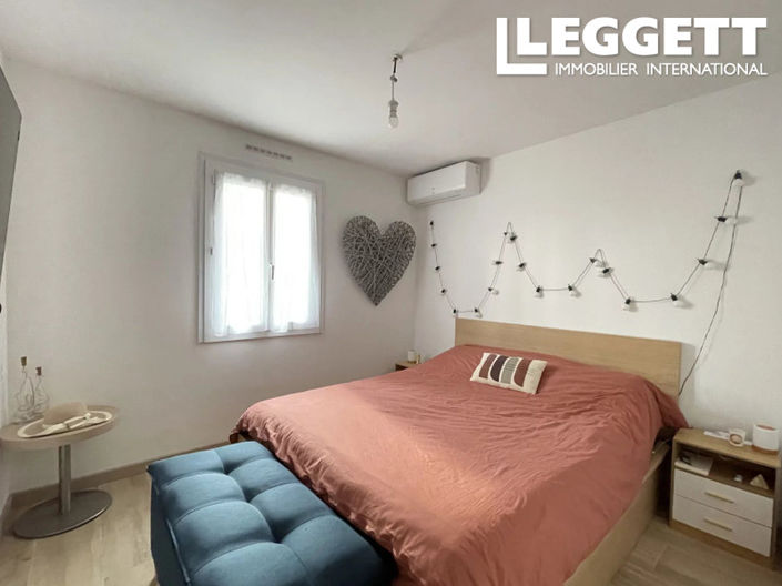 Image No.7-4 Bed House for sale