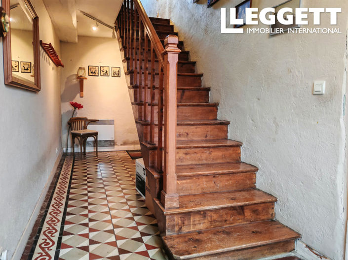 Image No.2-4 Bed House for sale