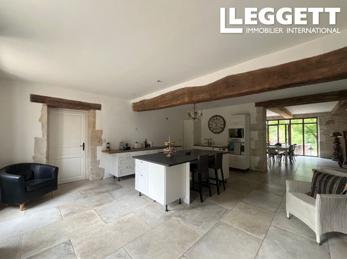 Image No.5-9 Bed Chateaux for sale