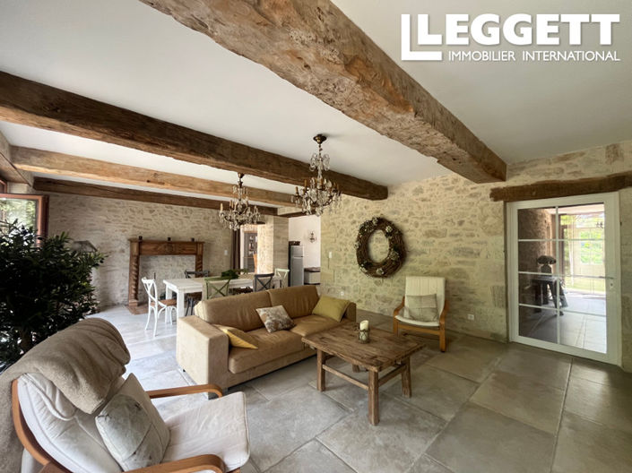 Image No.7-9 Bed Chateaux for sale