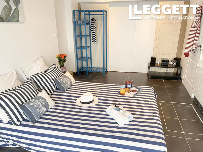 Image No.10-10 Bed House for sale