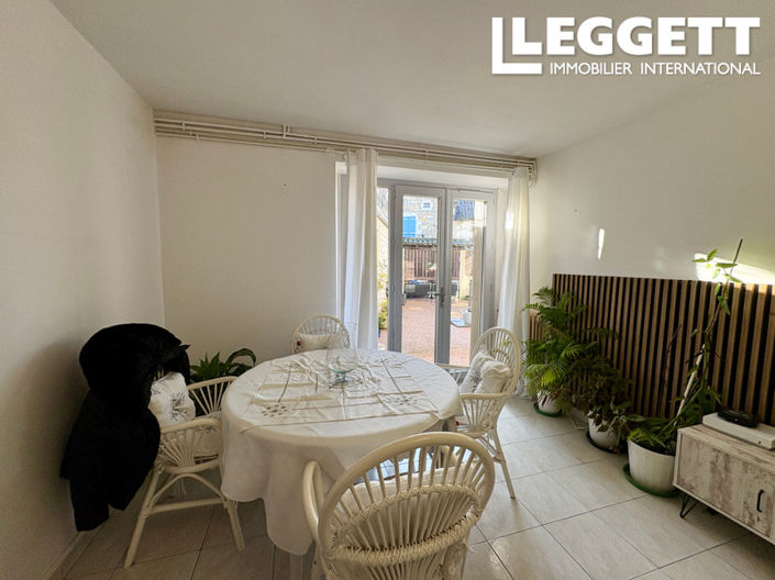 Image No.3-4 Bed House for sale