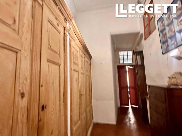 Image No.9-5 Bed Apartment for sale