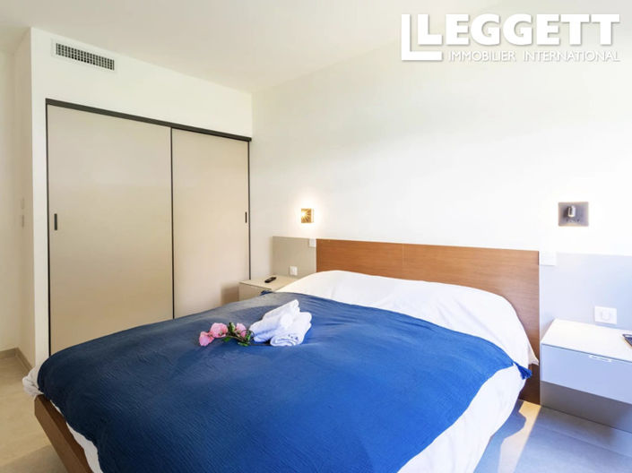 Image No.8-2 Bed Apartment for sale